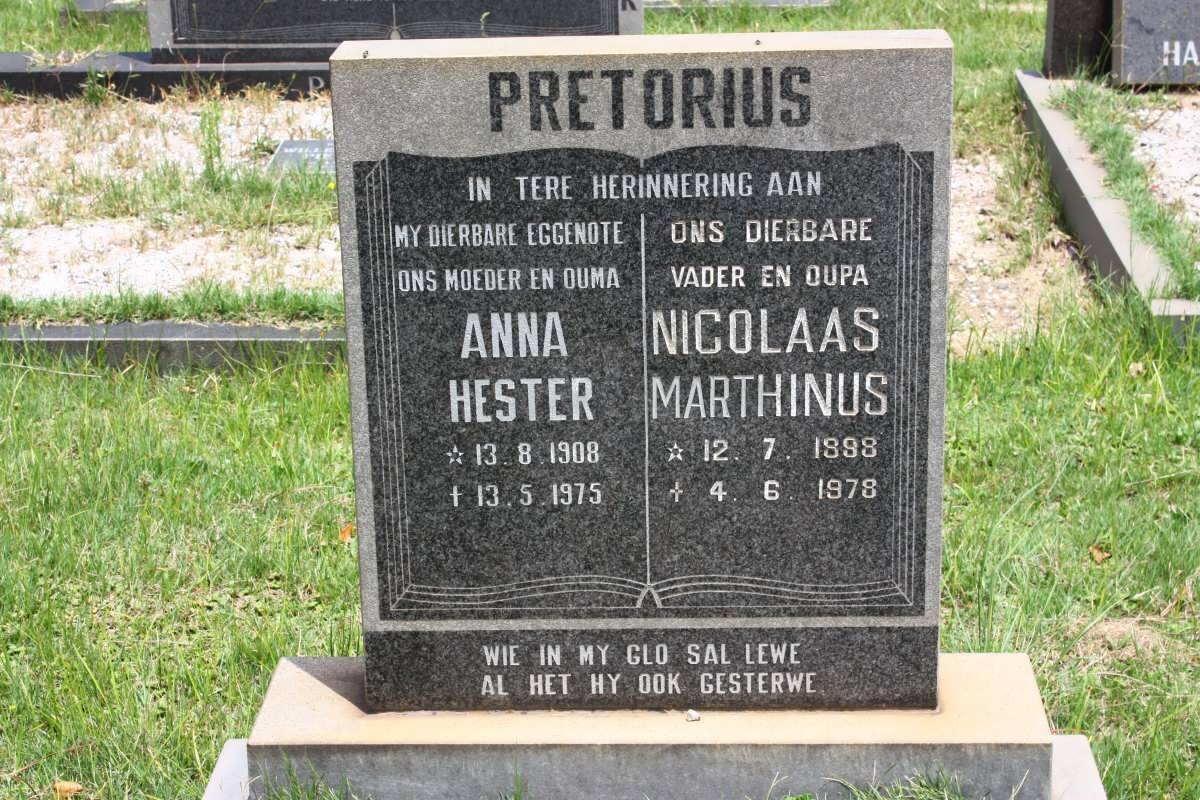 PRETORIUS Nicolaas Marthinus 1898-1978 &amp; Anna Hester 1908-1975
