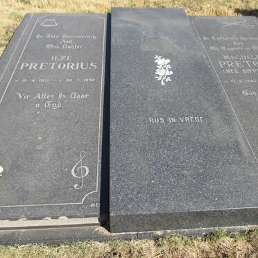 PRETORIUS Magdalena nee DIPPENAAR 1947-2004 :: PRETORIUS Ilze 1971-1992