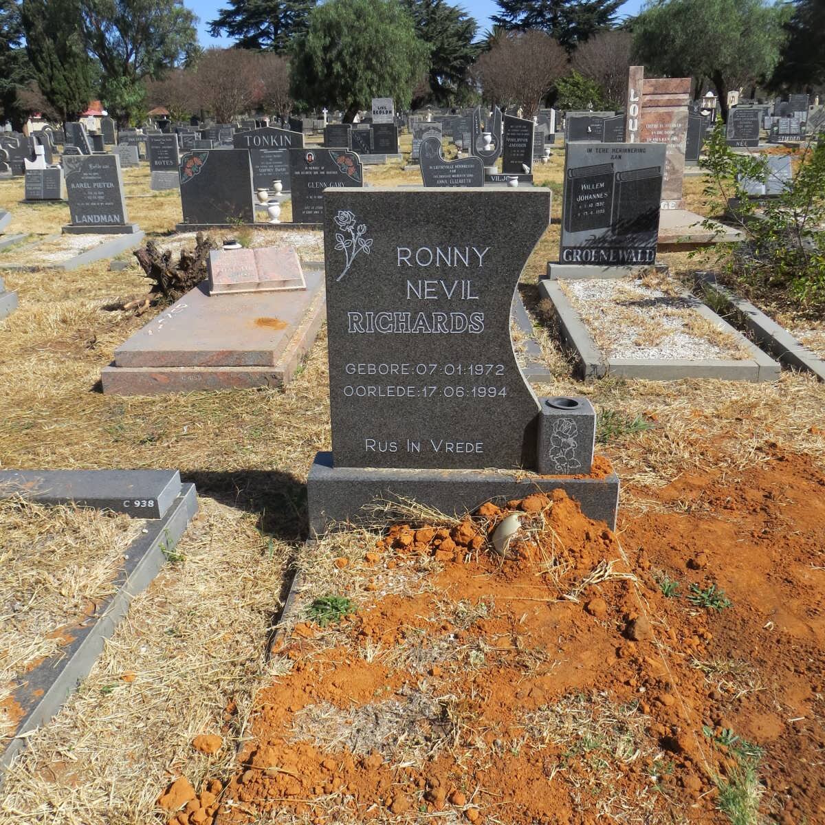 RICHARDS Ronny Nevil 1972-1994