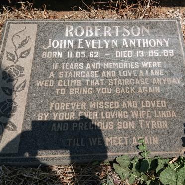 ROBERTSON Graham Patrick 1954-1972 :: ROBERTSON John Evelyn Anthony 1962-1989