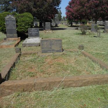 SCHOONRAAD Susie :: ERASMUS Sannie :: DU PLESSIS Sannie :: BRITS Susie