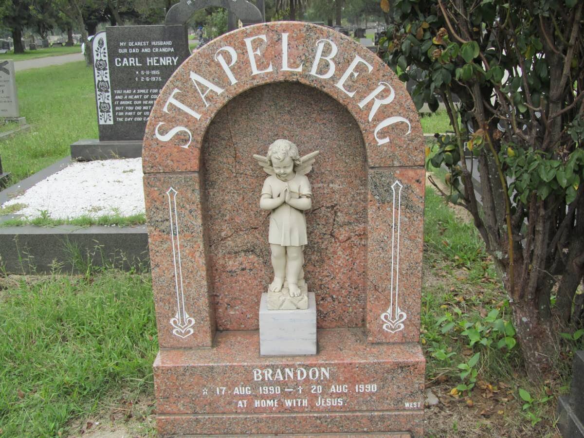 STAPELBERG Brandon 1990-1990