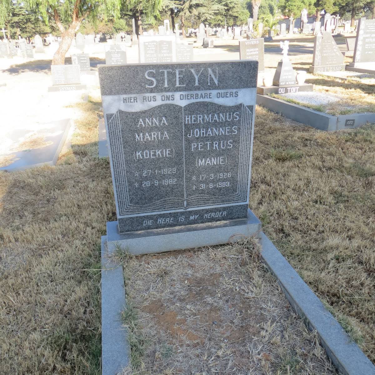 STEYN Hermanus Johannes Petrus 1926-1983 &amp; Anna Maria 1929-1982