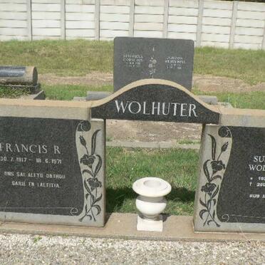 WOLHUTER Francis R. 1917-1971 :: WOLHUTER Susarah 1925-2001
