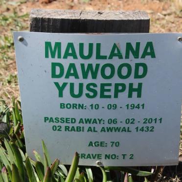 YUSEPH Maulana Dawood 1941-2011