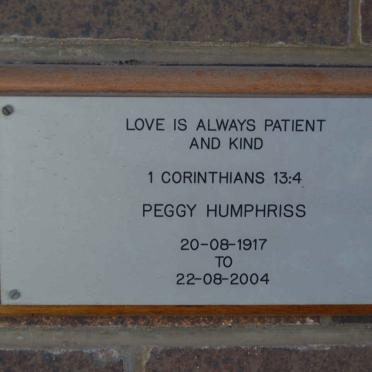 HUMPHRISS Peggy 1917-2004
