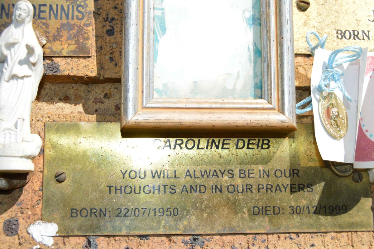 DEIB Caroline 1950-1999