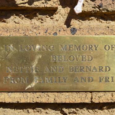 JOST Bernard &amp; Nettie