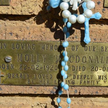 MACDONALD Molly 1920-2004