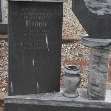 ALBERTS Hennie 1942-1985