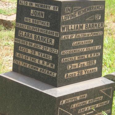 BARKER William -1915 :: BARKER John -1923