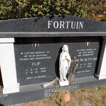 FORTUIN Flip 1945-1995 &amp; Veronica Betty Avis 1947-2006
