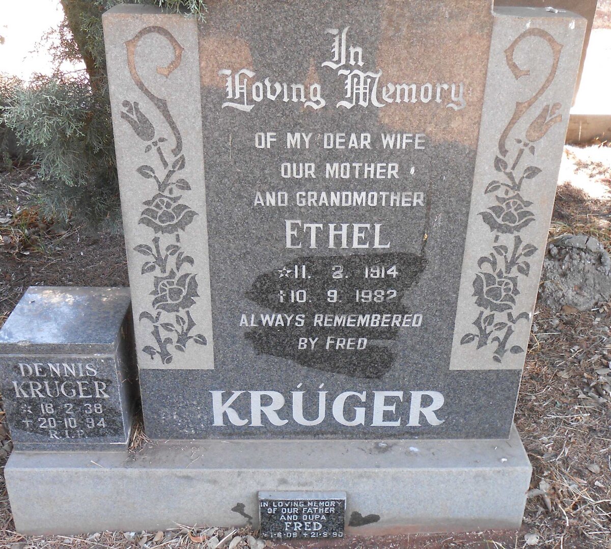 KRUGER Fred 1909-1990 &amp; Ethel 1914-1982 :: KRUGER Dennis 1938-1994