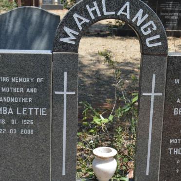 MAHLANGU Bekeni Frans 1923-2002 &amp; Khamba Lettie 1926-2000 :: MAHLANGU Thoko Fredah 1965-2002