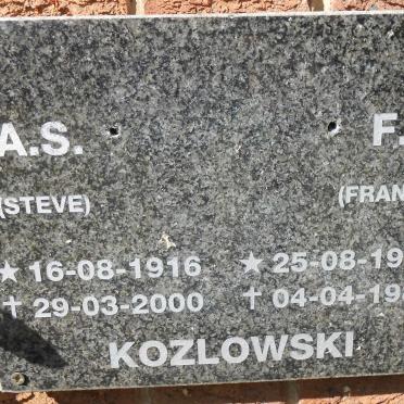 KOZLOWSKI F.L. 1912-1988 :: KOZLOWSKI A.S 1916-2000