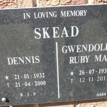 SKEAD Dennis 1932-2000 &amp; Gwendoline Ruby May 1935-2013