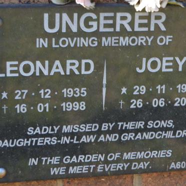 UNGERER Leonard 1935-1998 &amp; Joey 1937-2000