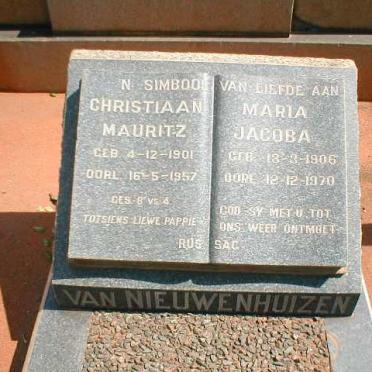 NIEUWENHUIZEN Christiaan Mauritz, van 1901-1957 &amp; Maria Jacoba 1906-1970