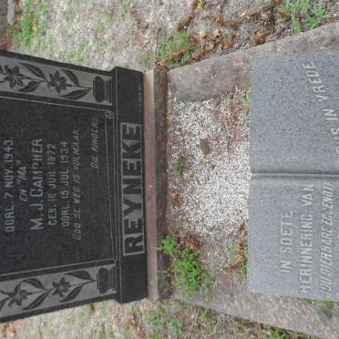 REYNEKE J.H.T. 1861-1943 &amp; CAMPHER M.J. CAMPHER 1872-1934 :: REYNEKE Susanna Catharina nee DREYER