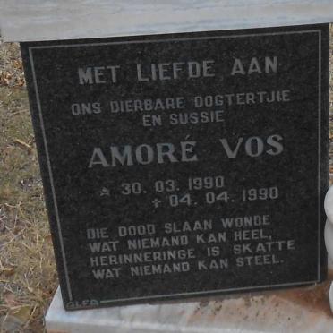 VOS Amoré 1990-1990