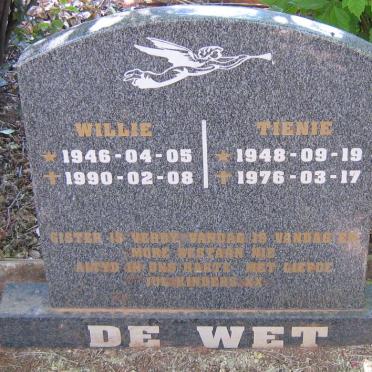 WET Willie, de 1946-1990 &amp; Tienie 1948-1976