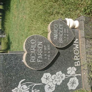 BROWN Ricarlo Farren 1971-1993 :: BROWN Anrico Bradley 1980-1997