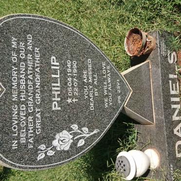 DANIELS Phillip 1940-1990