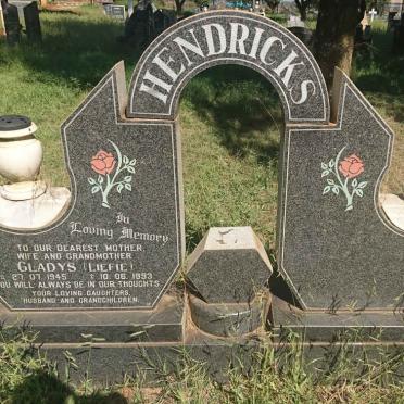 H - Vanne :: Surnames - H