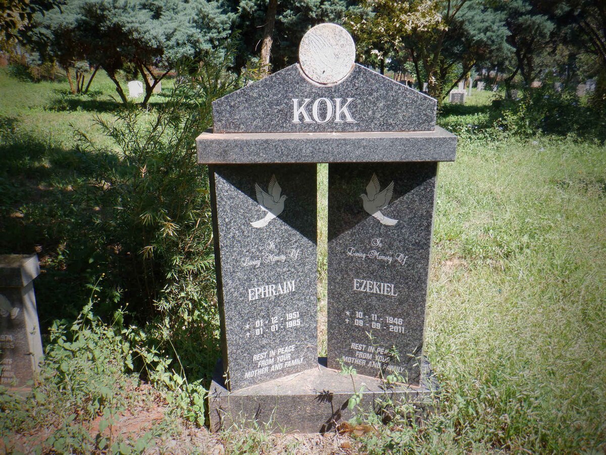 KOK Ephraim 1951-1985 :: KOK Ezekiel 1946-2011