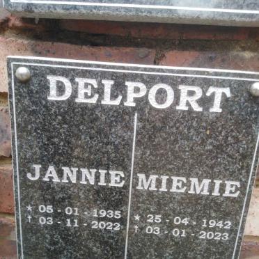 DELPORT Jannie 1935-2022 &amp; Miemie 1942-2023