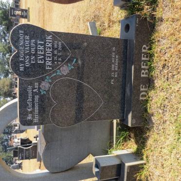 BEER Evert Frederik, de 1951-2001