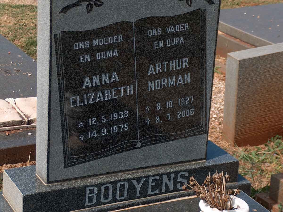 BOOYENS Arthur Norman 1927-2006 &amp; Anna Elizabeth 1938-1975