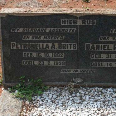 BRITS Daniel R. 1886-1960 &amp; Petronella A. 1882-1939