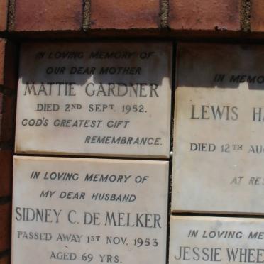 GARDNER Mattie -1952 :: HARDING Lewis -1953 :: MELKER Sidney C., de -1953