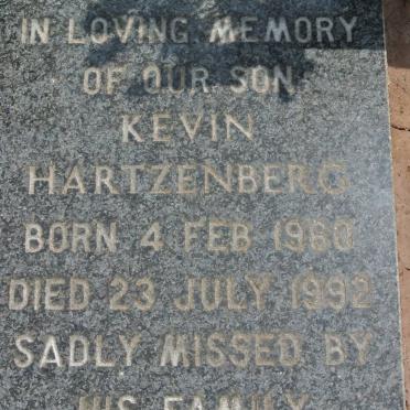 HARTZENBERG Kevin 1960-1992