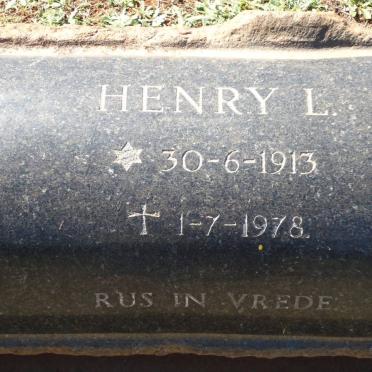 JACOBS Henry L. 1913-1978 &amp; Hester J. 1913-1995
