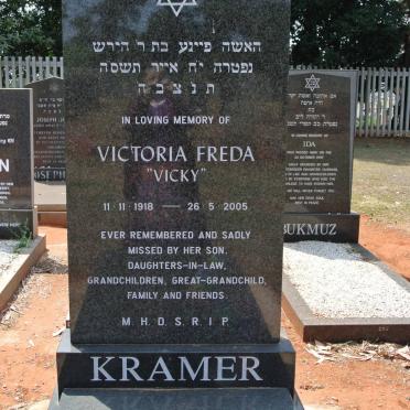 KRAMER Victoria Freda 1918-2005