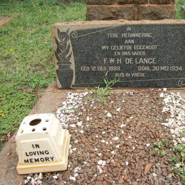 LANGE F.W.H., de 1889-1934