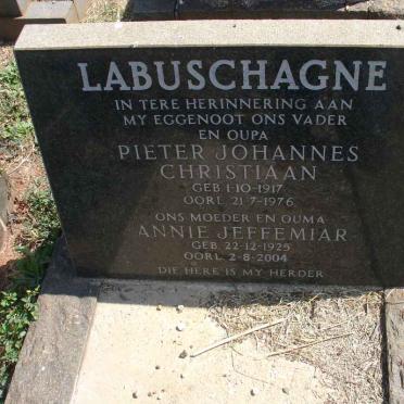 LABUSCHAGNE Pieter Johannes Christiaan 1917-1976 &amp; Anne Jeffemiar 1925-2004