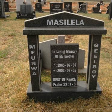 MASILELA Mfunwa Geelboy 1965-2002