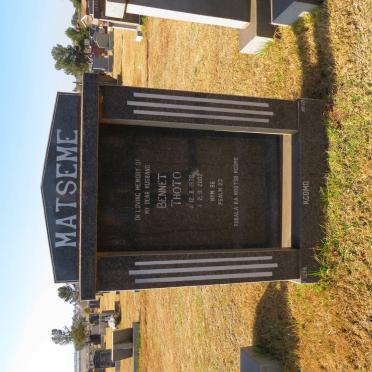 MATSEME Bennet Thoto 1938-2002