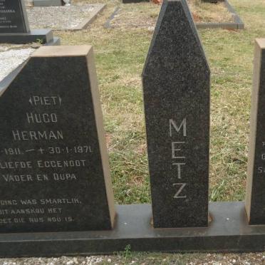 METZ Hugo Herman1911-1971 &amp; Philippina Susanna 1916-1994