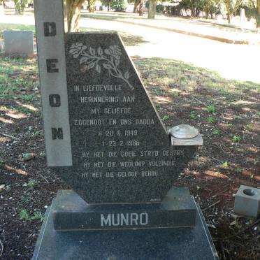 MUNRO Deon 1949-1988