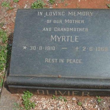 OLIVIER Myrtle 1910-1969