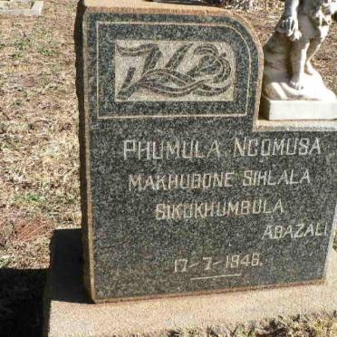 PHUMULA Ncomusa -1946