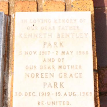 PARK Kenneth Bentley 1917-1968 &amp; Noreen Grace 1919-1969