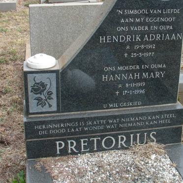PRETORIUS Hendrik Adriaan 1912-1977 &amp; Hannah Mary 1919-1996