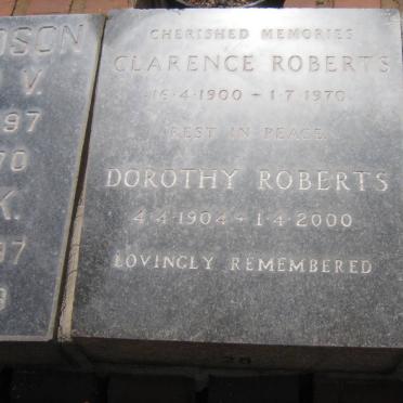 ROBERTS Clarence 1900-1970 &amp; Dorothy 1904-2000