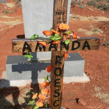 ROESCH Amanda 1972-2012