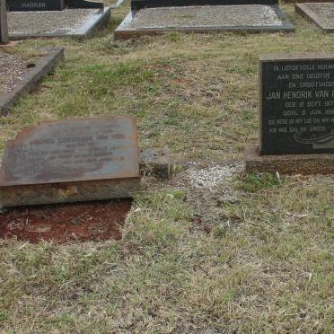 ROOYEN, van Jan Hendrik 1899-1969 &amp; Rachel